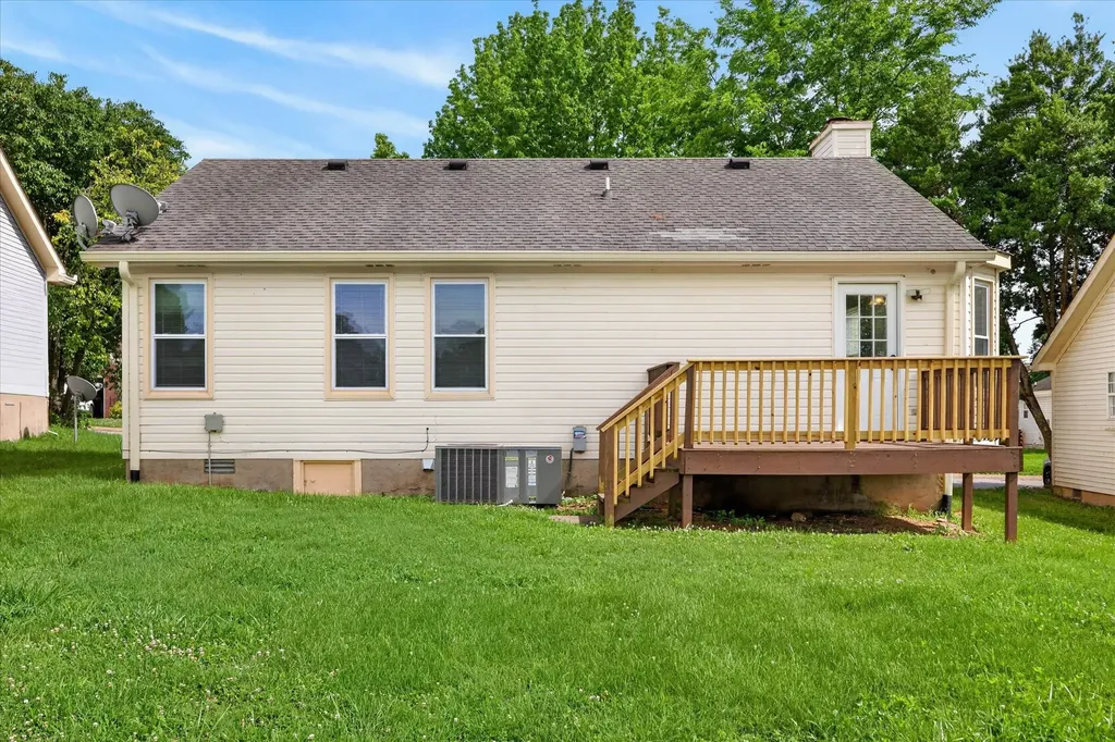 91 Grassmire Drive Clarksville TN 37042