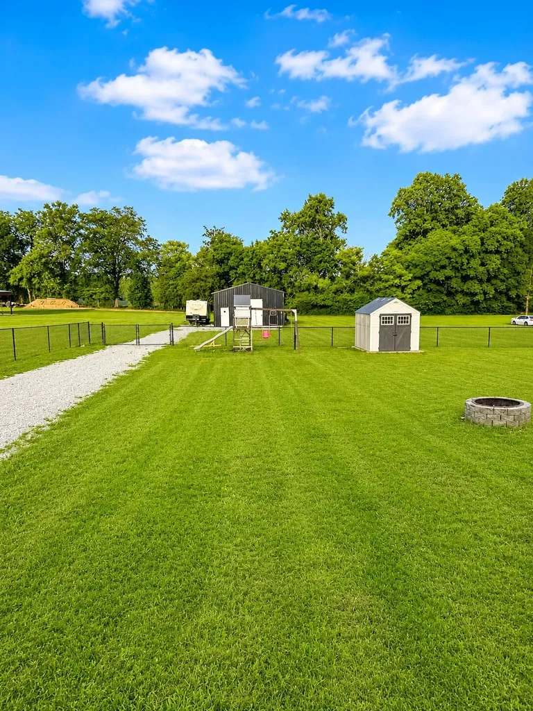 1104 Norton Road Manchester TN 37355