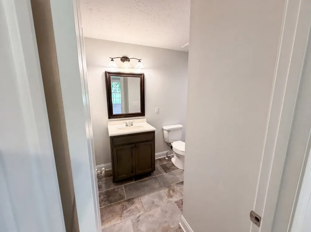 108 Lemont Lane Tullahoma TN 37388