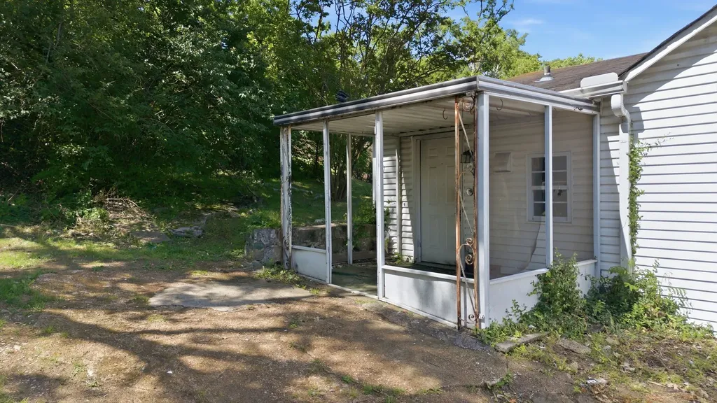 2821 Georgia Avenue Nashville TN 37209