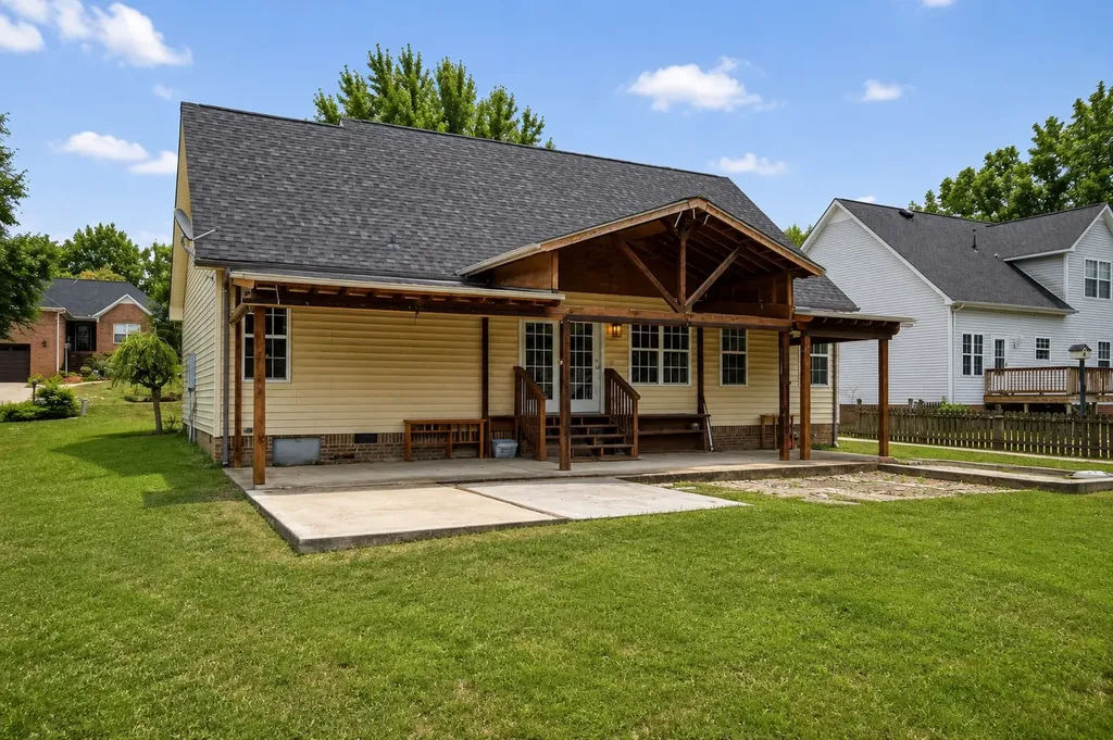 1909 Amacher Drive Spring Hill TN 37174