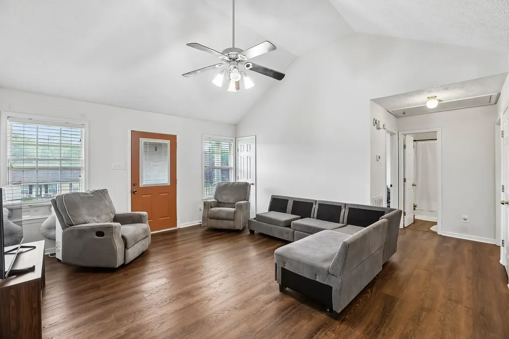 1131 Dodson Drive Lewisburg TN 37091