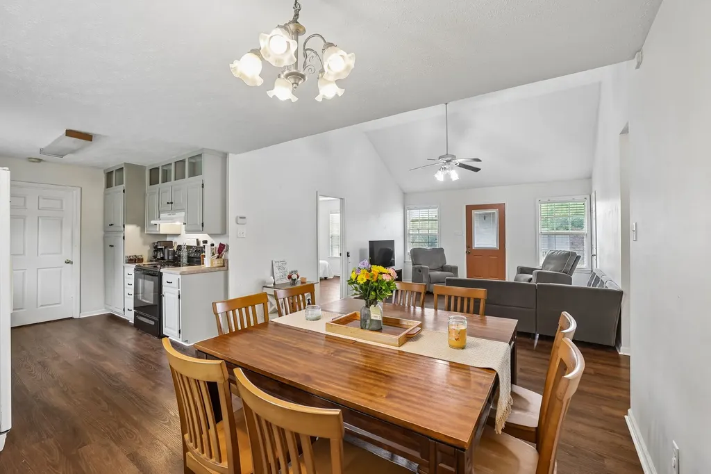 1131 Dodson Drive Lewisburg TN 37091