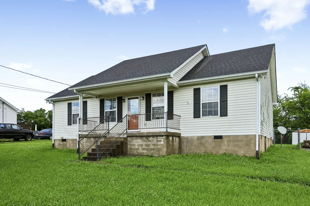 1131 Dodson Drive Lewisburg TN 37091
