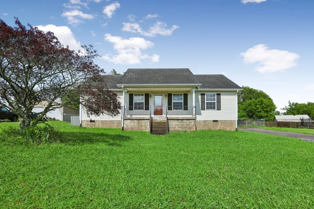 1131 Dodson Drive Lewisburg TN 37091