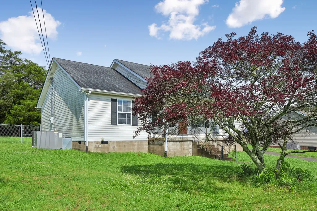 1131 Dodson Drive Lewisburg TN 37091