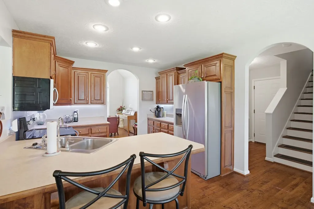 465 Old 25 Loop Castalian Springs TN 37031