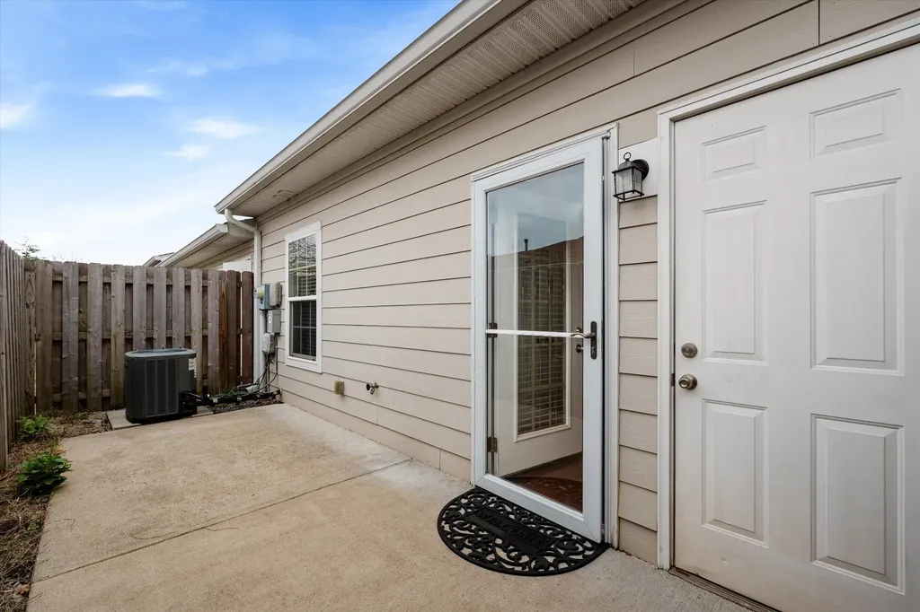 1040 Charlie Daniels Parkway Mount Juliet TN 37122