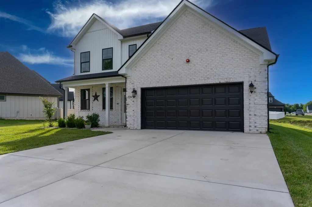 3002 Stonehorn Drive Bell Buckle TN 37020