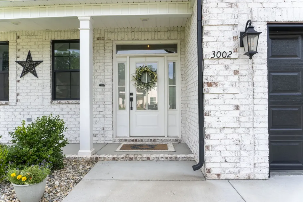 3002 Stonehorn Drive Bell Buckle TN 37020
