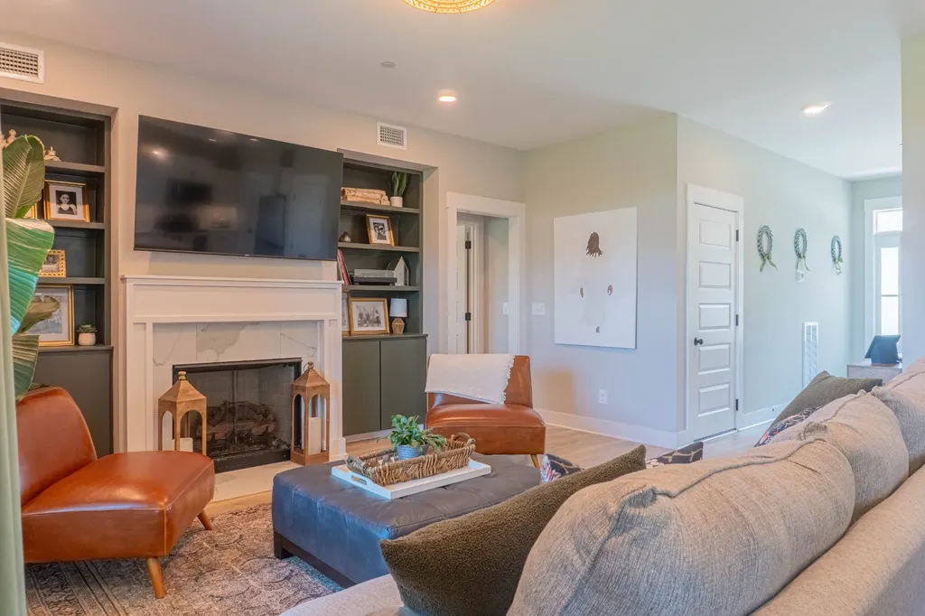 3002 Stonehorn Drive Bell Buckle TN 37020