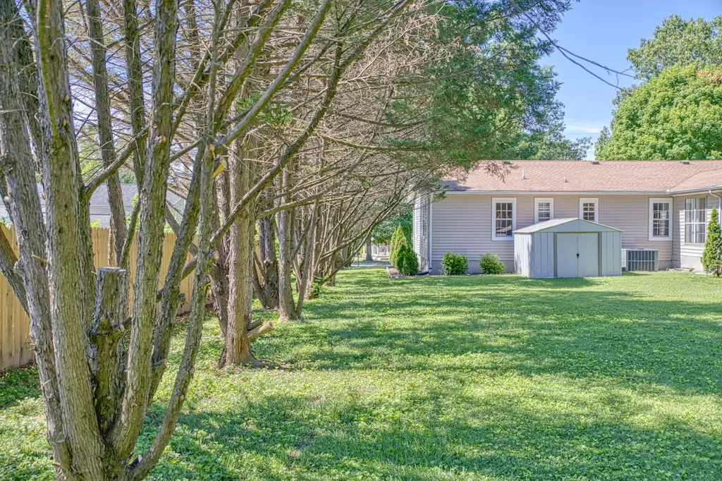 2085 Herbert Garrett Road Cookeville TN 38506