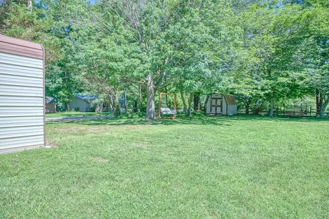 2085 Herbert Garrett Road Cookeville TN 38506