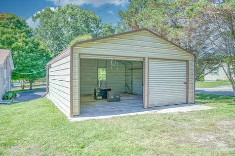 2085 Herbert Garrett Road Cookeville TN 38506