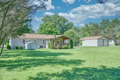 2085 Herbert Garrett Road Cookeville TN 38506