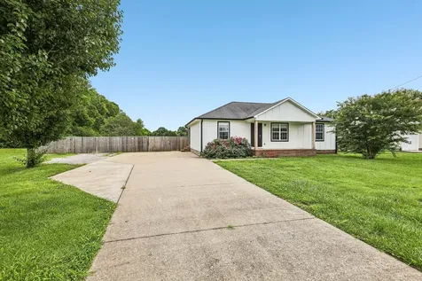 2312 Forrest Fields Drive Chapel Hill TN 37034