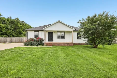 2312 Forrest Fields Drive Chapel Hill TN 37034