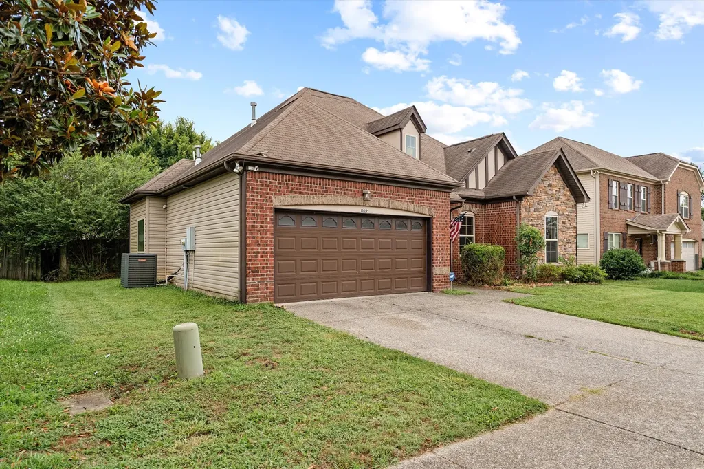 1102 Achiever Circle Spring Hill TN 37174