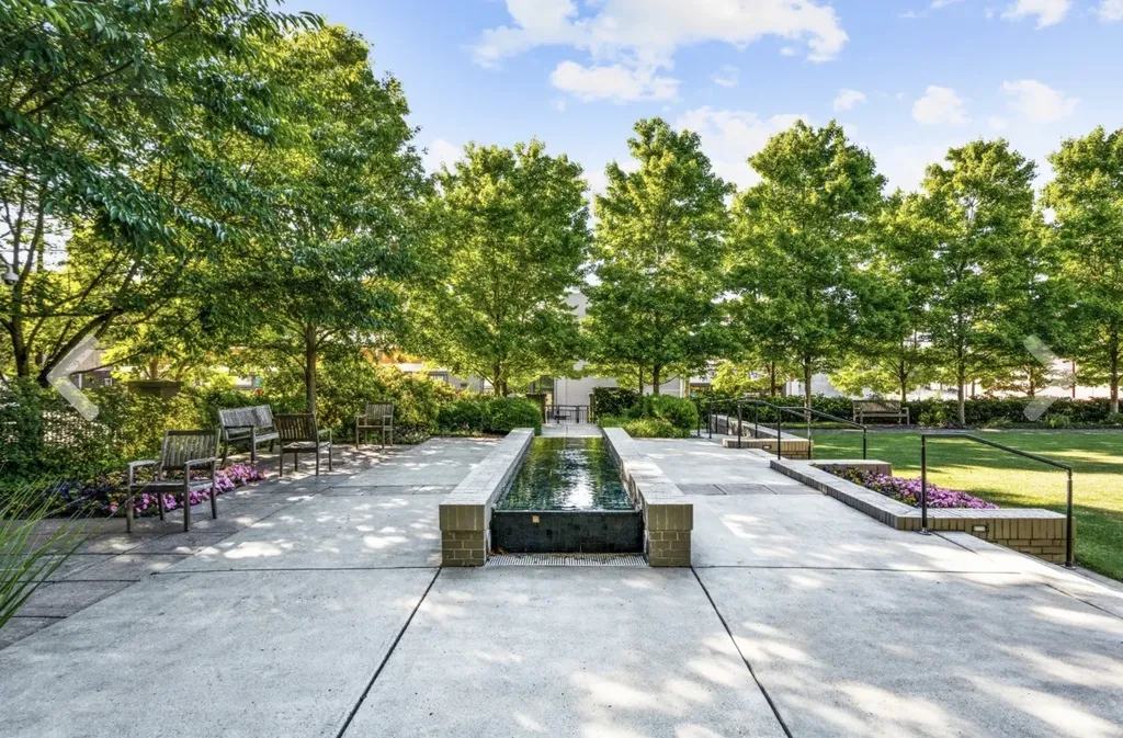 900 20th Ave, S Nashville TN 37212