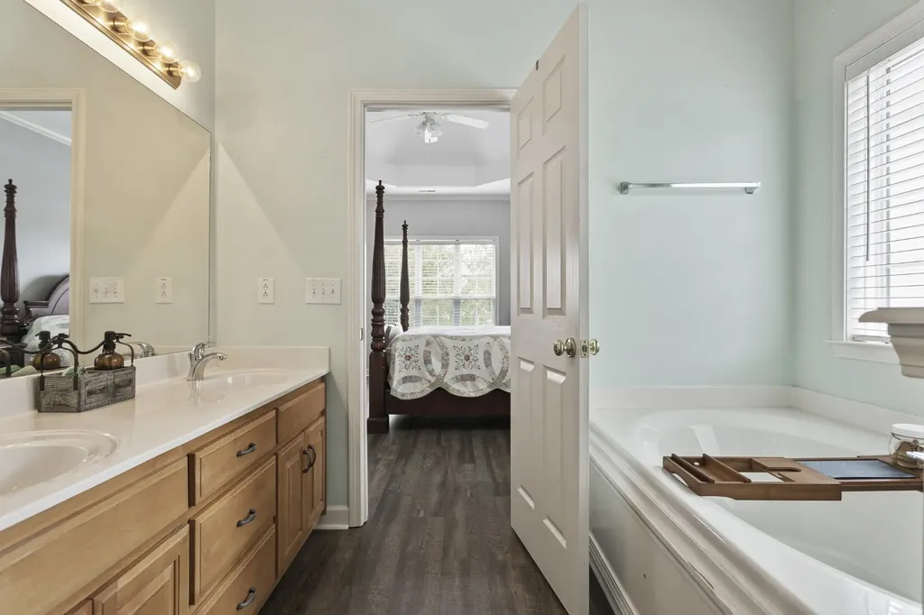 1024 Persimmon Drive Spring Hill TN 37174
