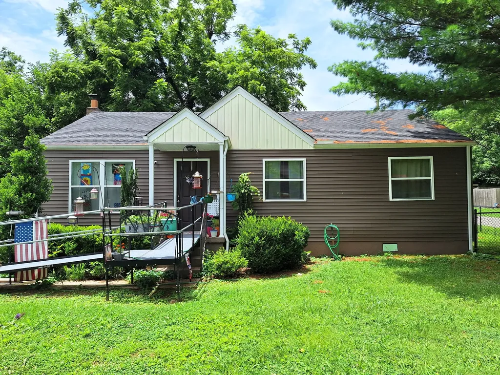 710 S High Street Winchester TN 37398