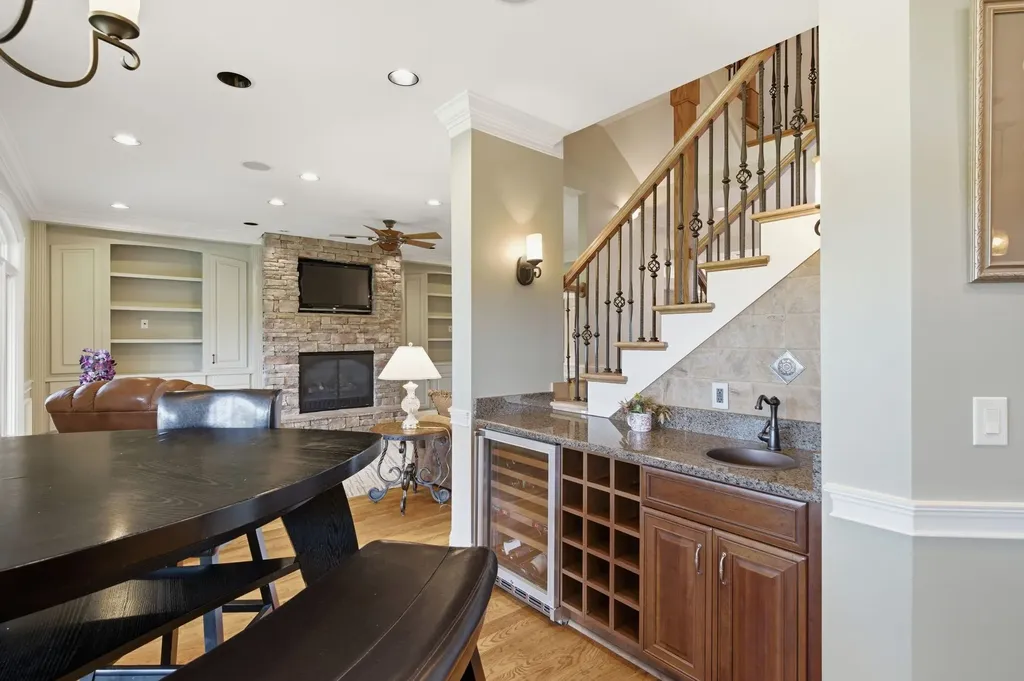 130 West 12 Stones Crossing Goodlettsville TN 37072