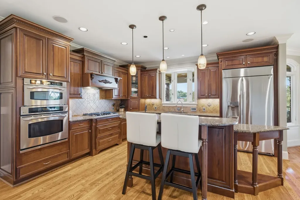 130 West 12 Stones Crossing Goodlettsville TN 37072