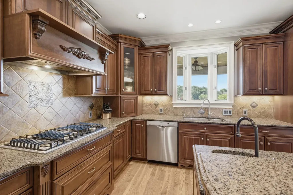 130 West 12 Stones Crossing Goodlettsville TN 37072