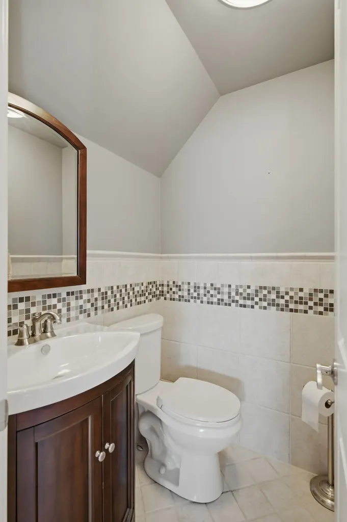 130 West 12 Stones Crossing Goodlettsville TN 37072