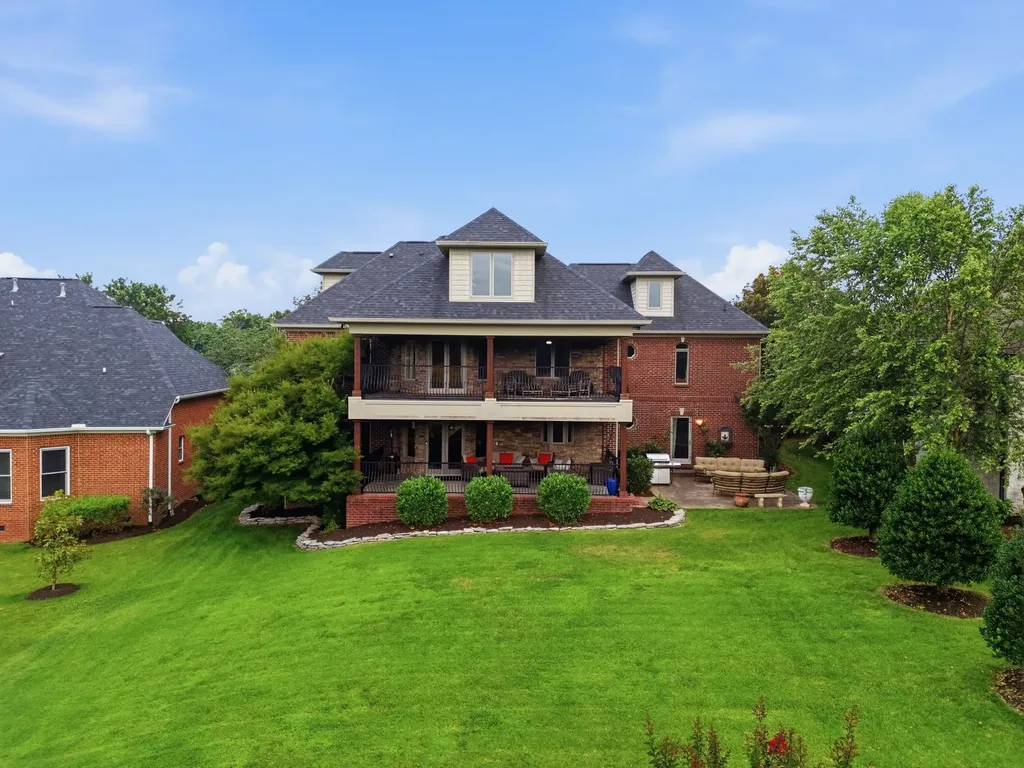 130 West 12 Stones Crossing Goodlettsville TN 37072