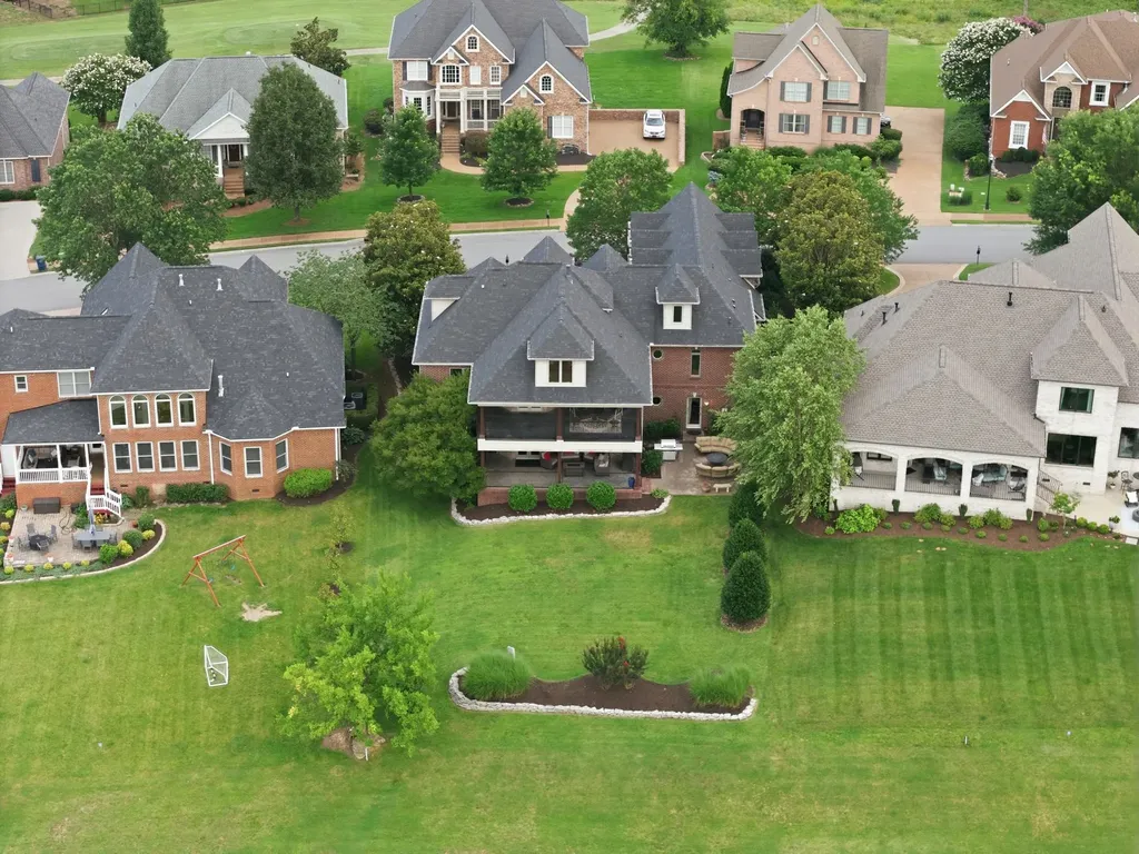 130 West 12 Stones Crossing Goodlettsville TN 37072