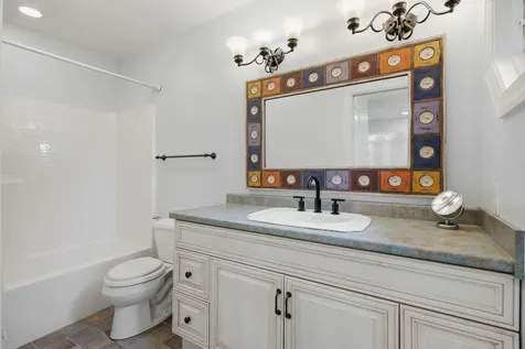 130 West 12 Stones Crossing Goodlettsville TN 37072