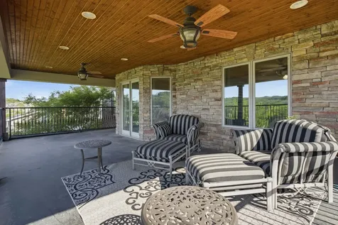 130 West 12 Stones Crossing Goodlettsville TN 37072