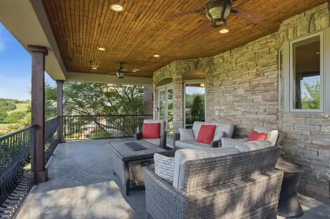 130 West 12 Stones Crossing Goodlettsville TN 37072