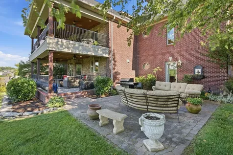 130 West 12 Stones Crossing Goodlettsville TN 37072