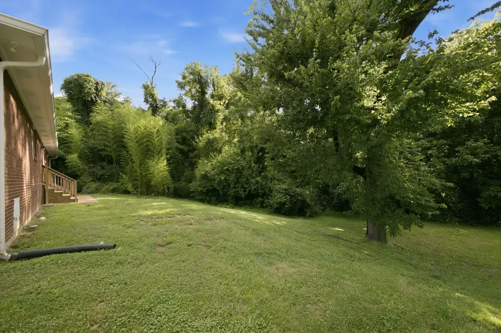 425 Ezell Pike Nashville TN 37217