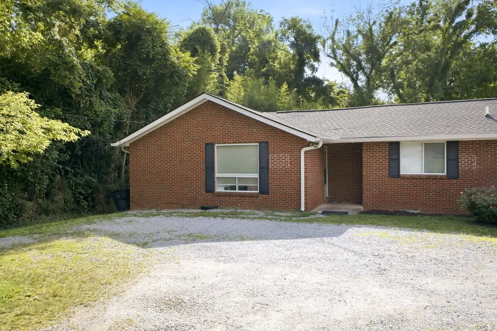 425 Ezell Pike Nashville TN 37217