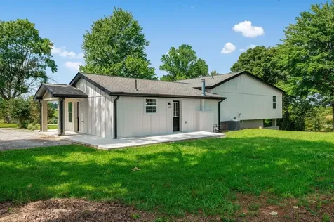 1877 Airport Lake Road Mcminnville TN 37110