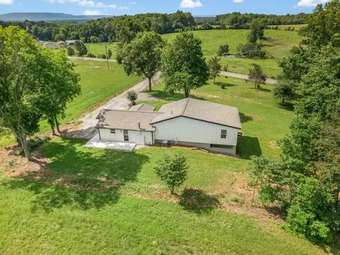1877 Airport Lake Road Mcminnville TN 37110