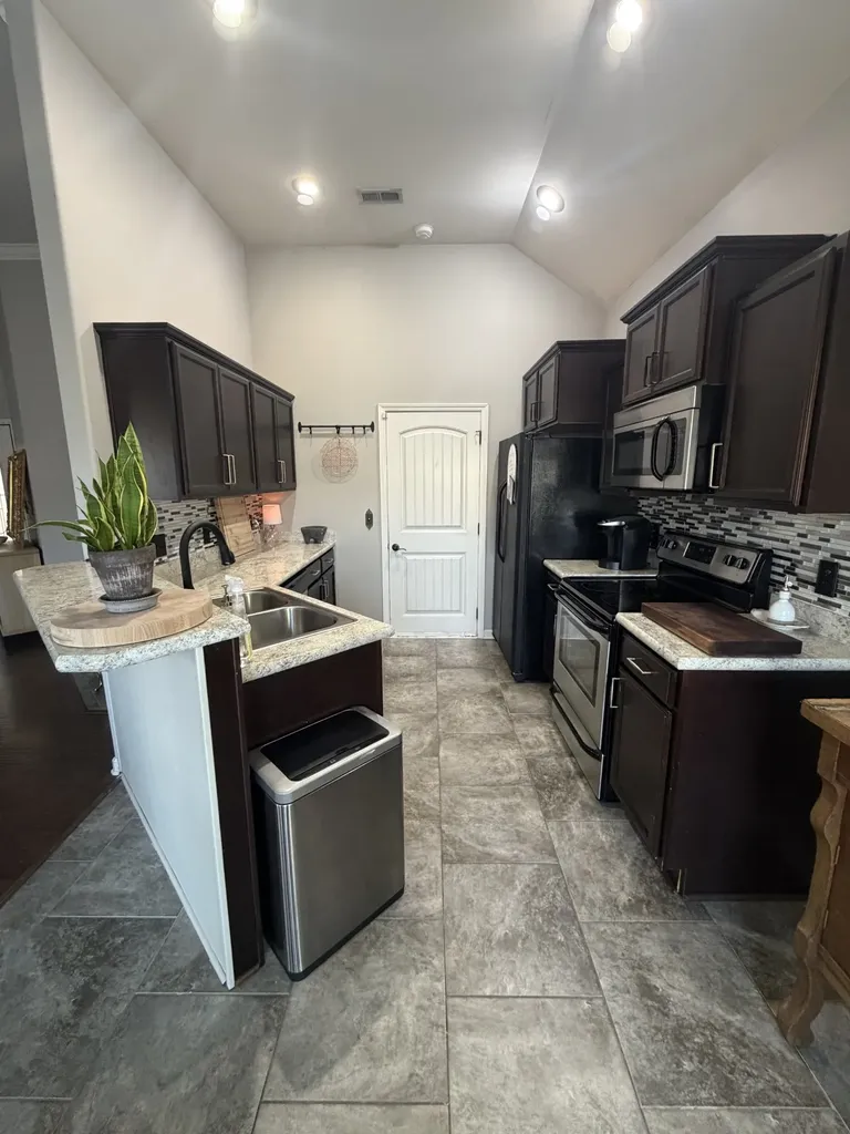 685 Fox Hound Drive Clarksville TN 37040