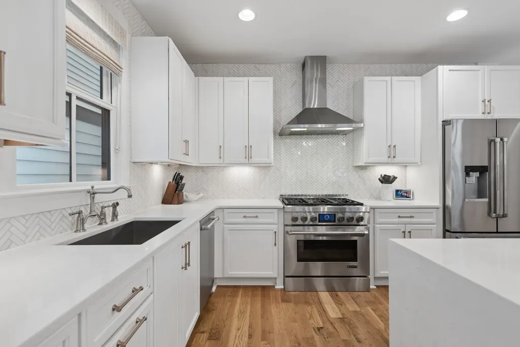 809 45th Avenue Nashville TN 37209