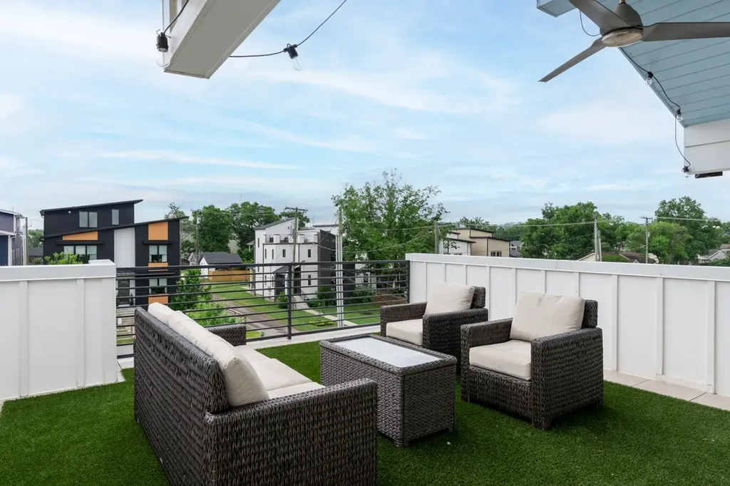 809 45th Avenue Nashville TN 37209
