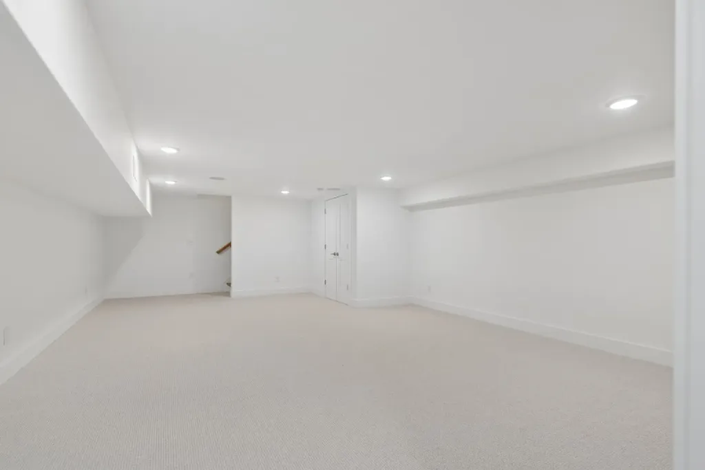 809 45th Avenue Nashville TN 37209