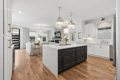 809 45th Avenue Nashville TN 37209