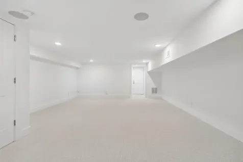 809 45th Avenue Nashville TN 37209
