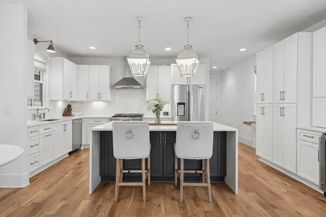 809 45th Avenue Nashville TN 37209