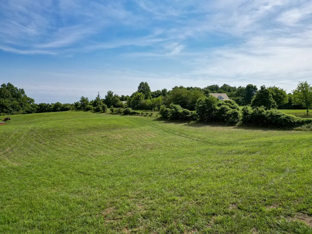 1929 New Lewisburg Highway Columbia TN 38401