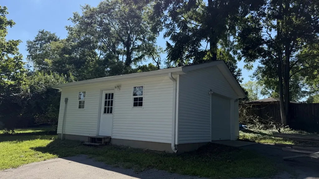 125 Fisher Street Goodlettsville TN 37072