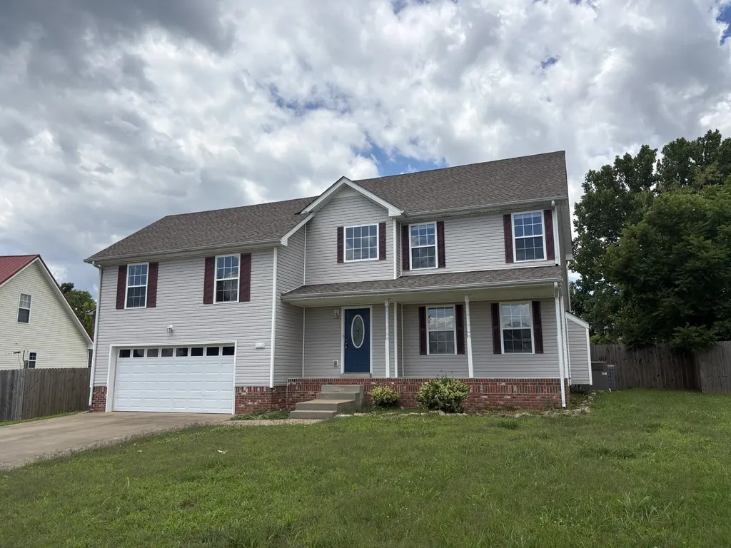 1943 Whirlaway Circle Clarksville TN 37042