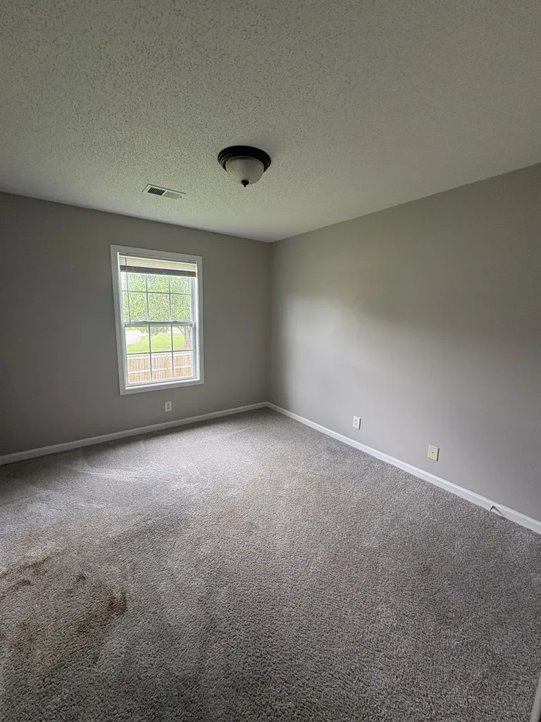1943 Whirlaway Circle Clarksville TN 37042